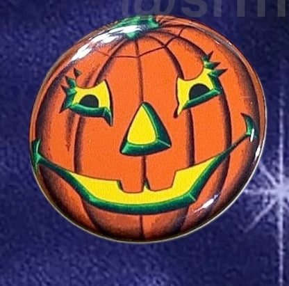 Vintage Stylized Halloween Buttons!