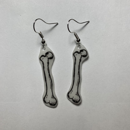 (READY TO SHIP) Black and White Detailed Bone Handmade Earrings!
