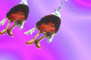Lisa Rinna M&M Reporter Meme Handmade Earrings!